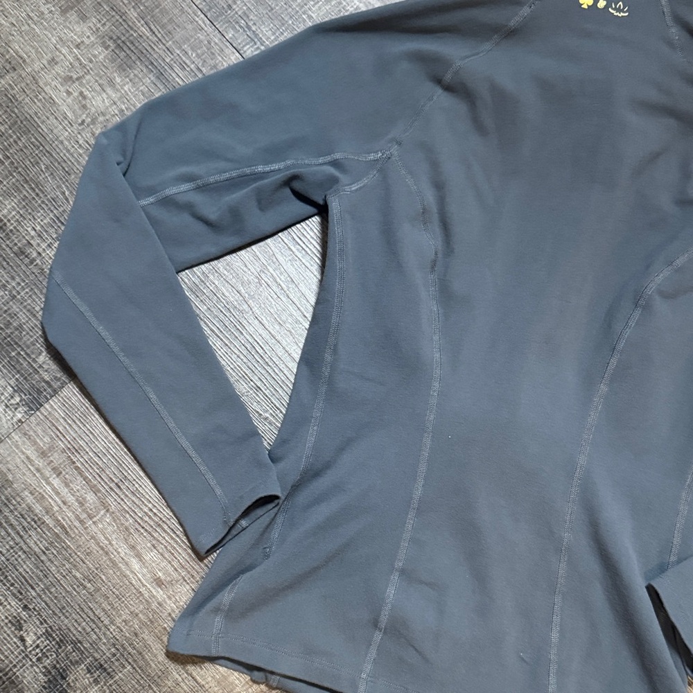 Kate Spade x Beyond Yoga Neck Bow Front Zip Jacket. - Picture 11 of 13